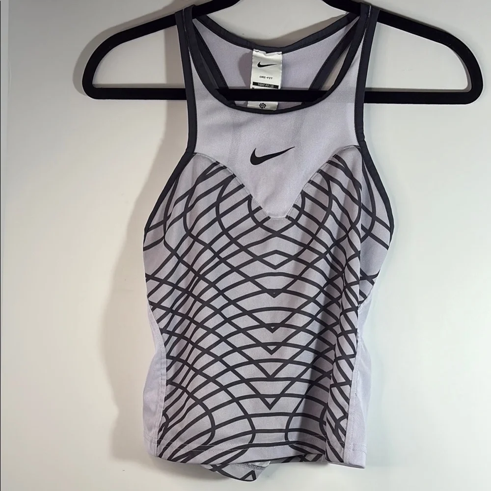 Nike Dri Fit - Picture 6 of 14
